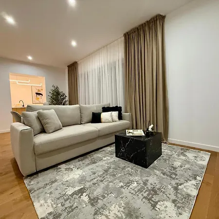 One Cotroceni Park Apartment *