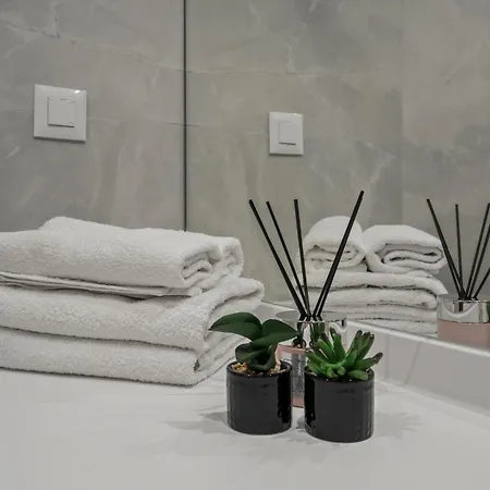 One Cotroceni Park Apartment Bucharest