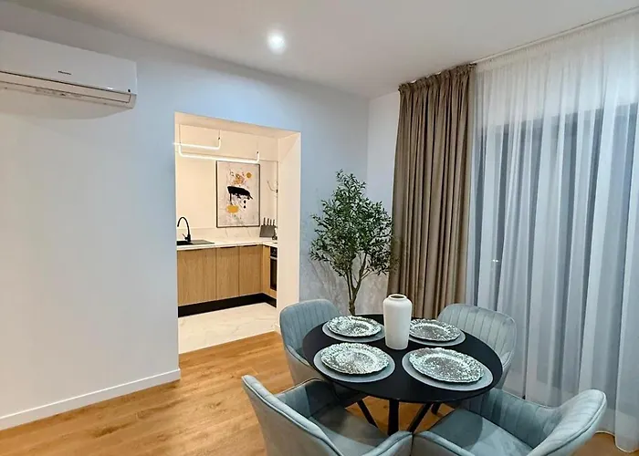 아파트 One Cotroceni Park 부쿠레슈티