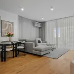 One Cotroceni Park Apartamento *