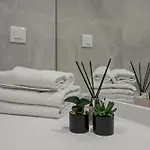 One Cotroceni Park Apartman Bukarest